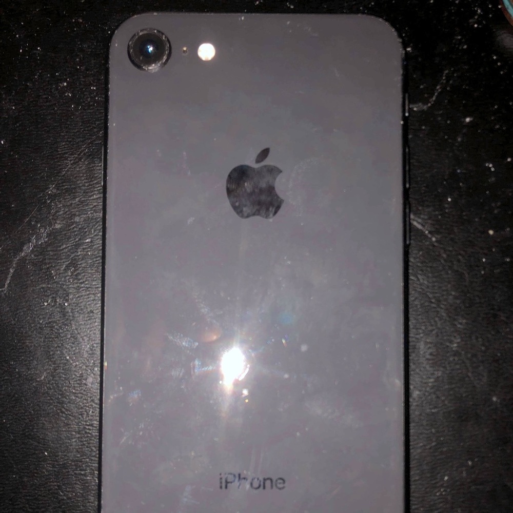 iPhone 8 carrier unlocked practically new